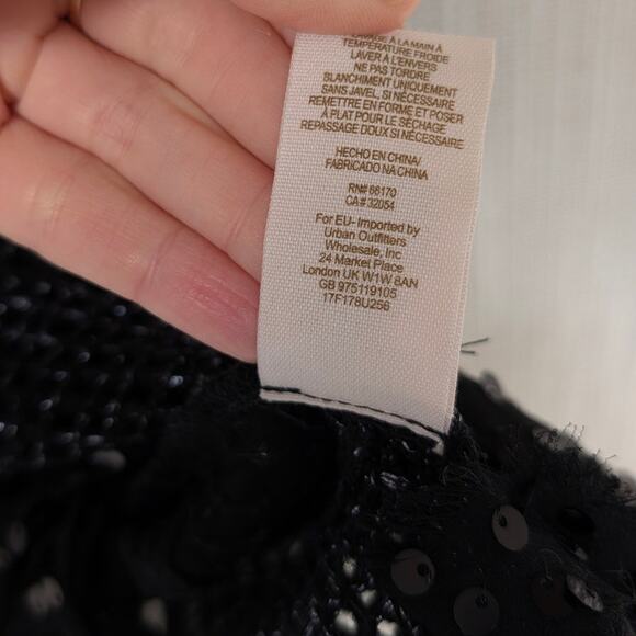 Free People Black Comb Lace Sequin Sleeveless Crop Top, size S - Picture 6 of 7